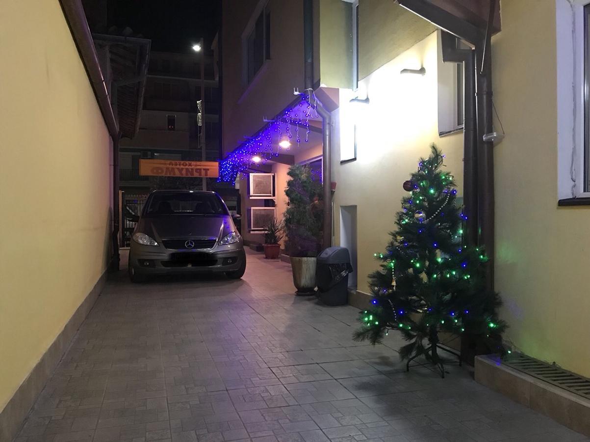 Hotel Triumph Nova Zagora Exterior photo